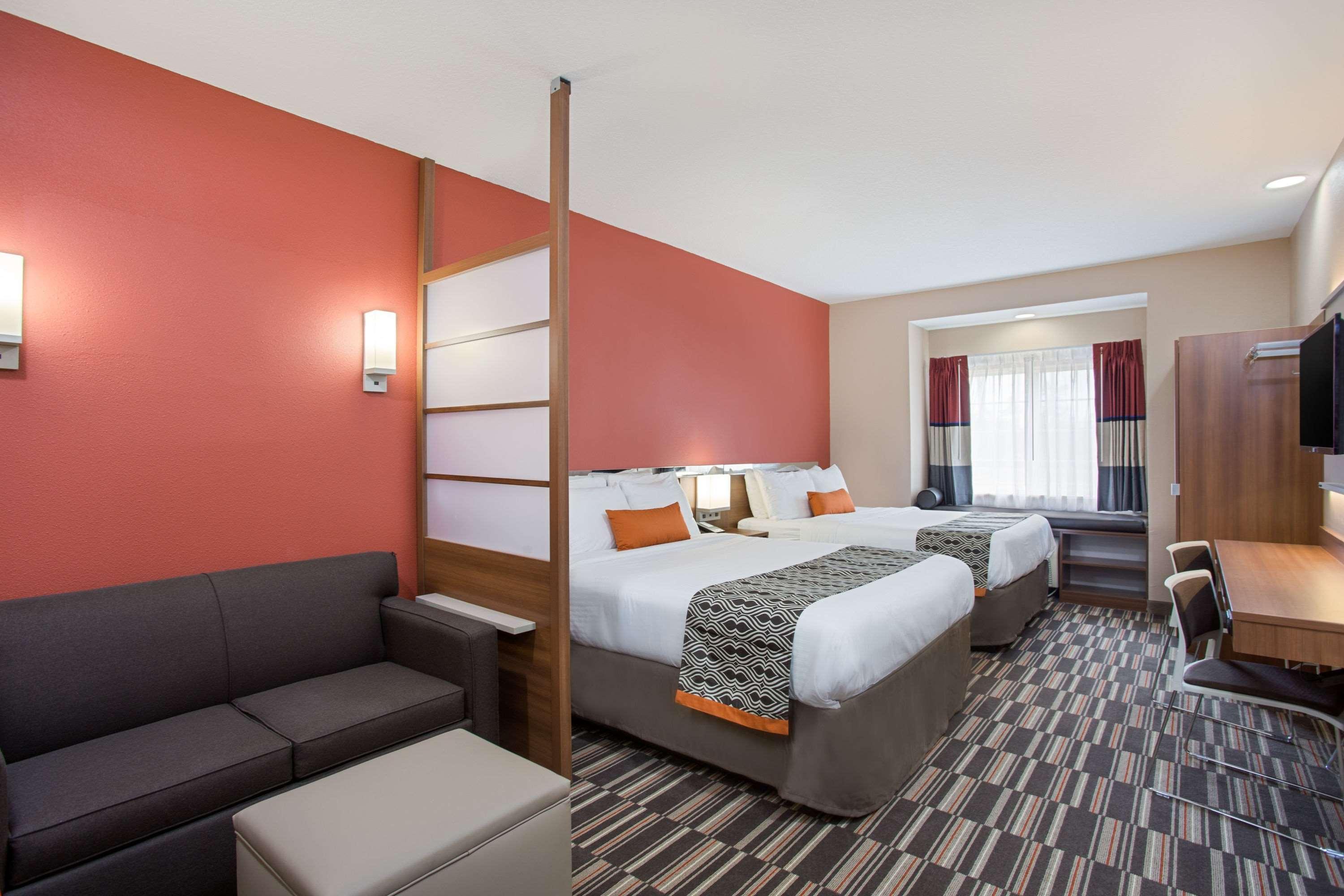 Microtel Inn & Suites By Wyndham Walterboro Exterior photo