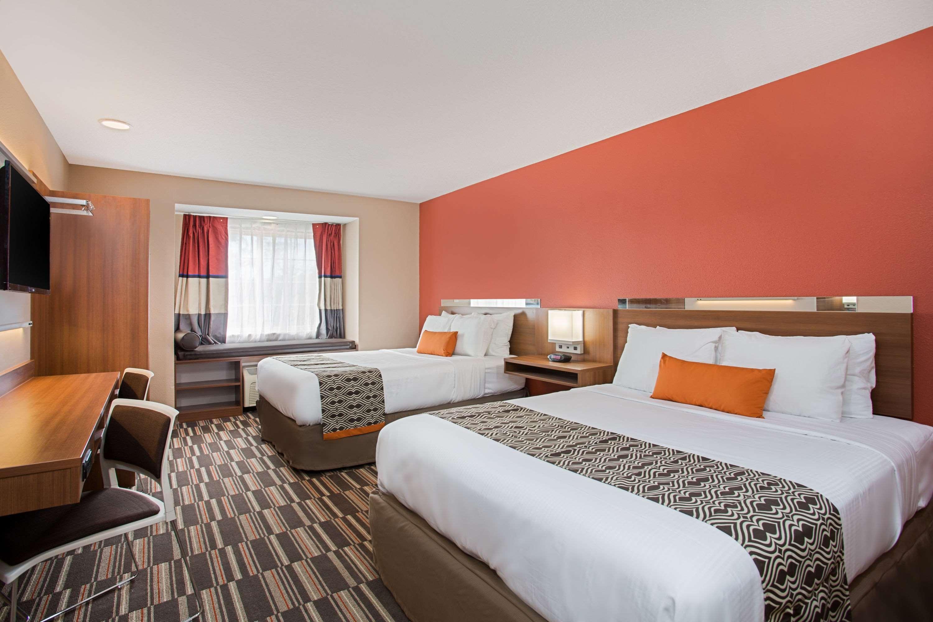 Microtel Inn & Suites By Wyndham Walterboro Exterior photo