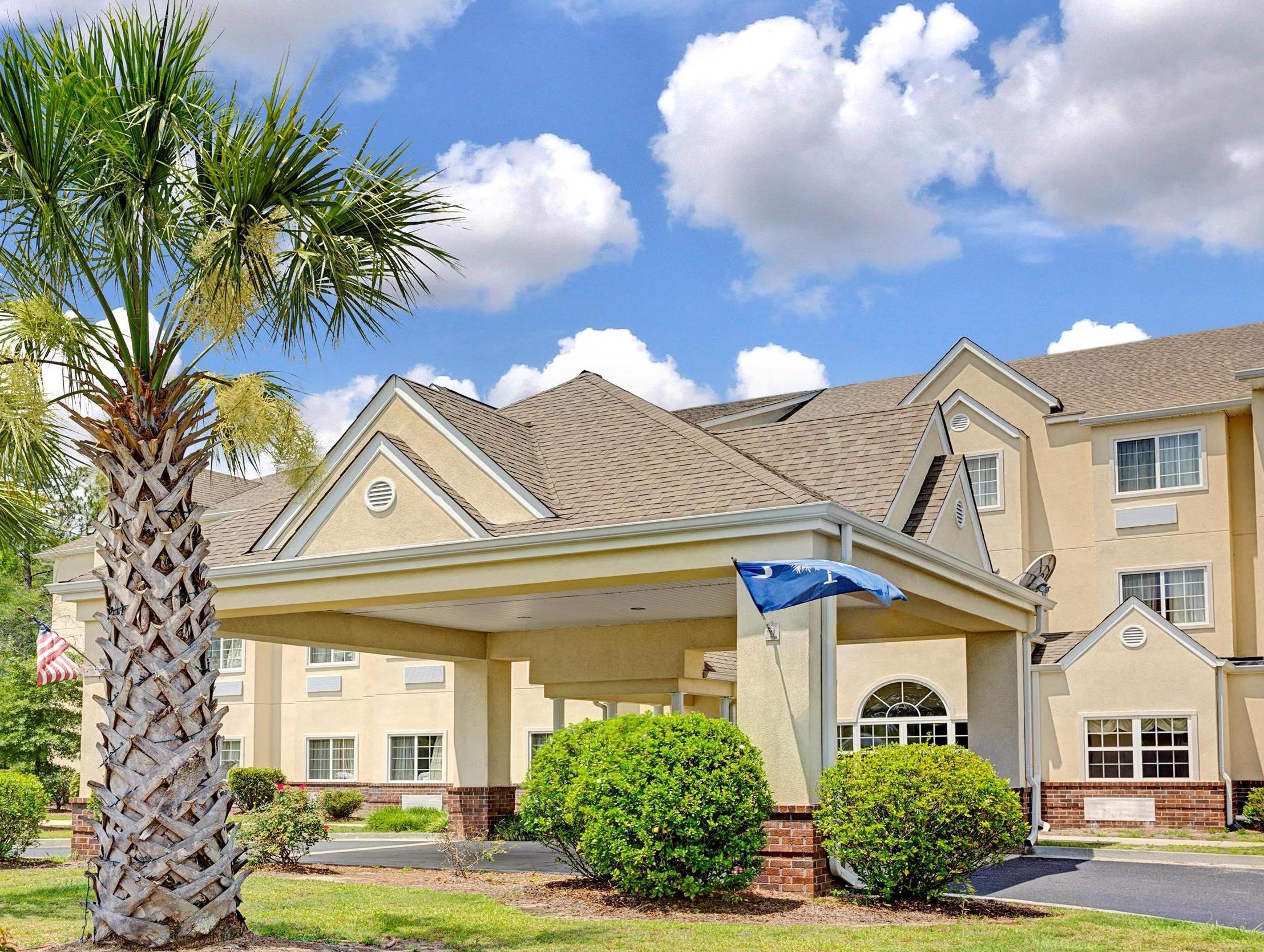Microtel Inn & Suites By Wyndham Walterboro Exterior photo